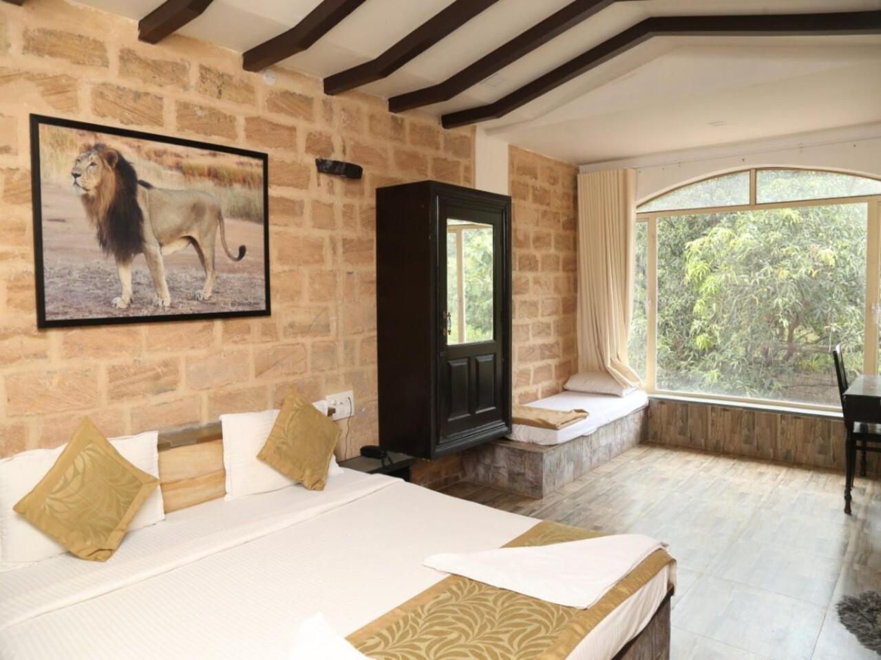 Gir Lions Paw Resort With Swimming Pool Sasan Gir Exterior photo