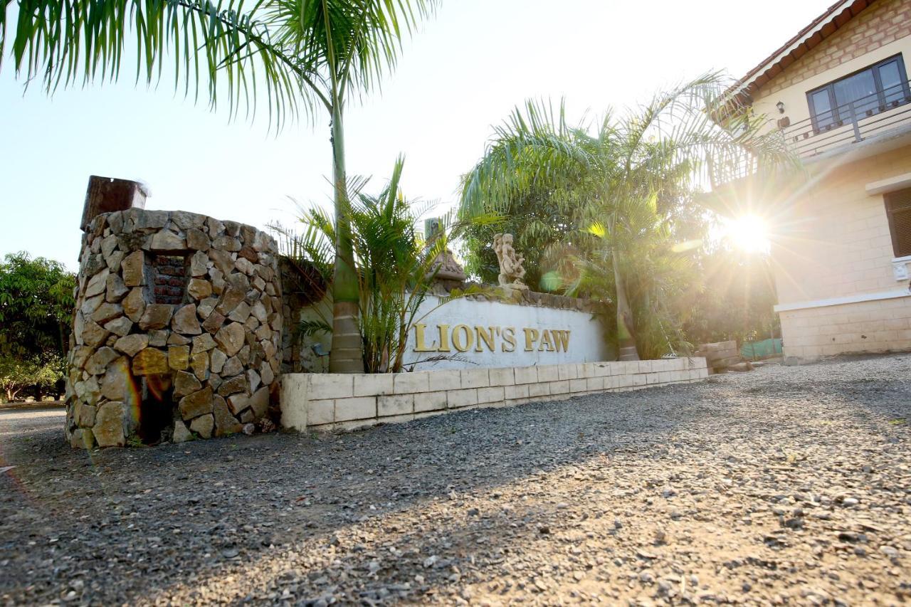 Gir Lions Paw Resort With Swimming Pool Sasan Gir Exterior photo